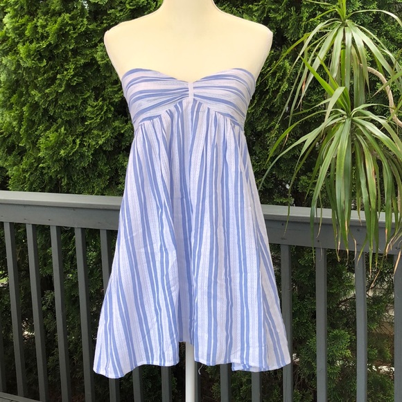 Romeo & Juliet Couture Dresses & Skirts - SOLD Romeo & Juliet Couture Dress